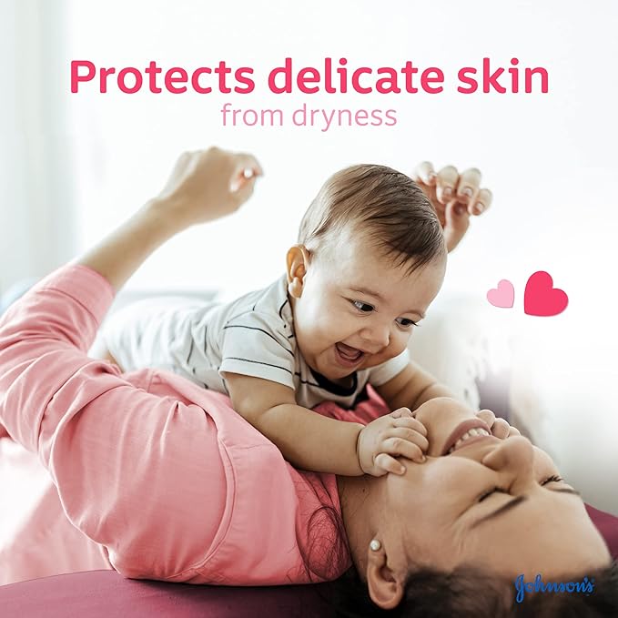 Johnson's Baby Moisturising Oil, Hypoallergenic, Locks in 10x more moisture on wet skin than lotion can on dry skin, alcohol-free, 200ml