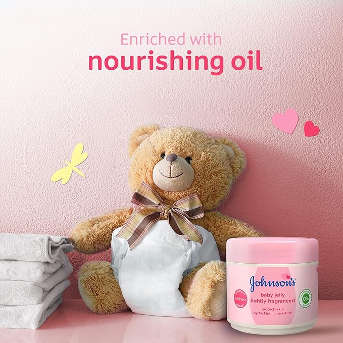 Johnson's Baby Jelly, specially formulated to protect newborn baby skin by creating a light protective barrier against wetness and preventing nappy rash, 250ml